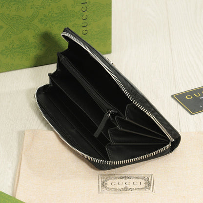 Gucci Single Zipper Handbag Black 20x10cm